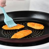 Cepillo De Aceite De Silicona Para Barbacoa Y Hornear Resistente Al Calor Para Salsa De Condimentos Pan Mantequilla Huevo Herramientas De Cocina Y Prensa - details 0