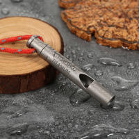 Whistle De Emergencia De Titanio TOMSHOO Con Cordón Para Camping Senderismo Exploración De Exteriores Y Sobrevivencia - details 4