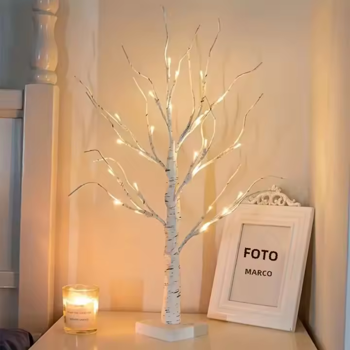 Árbol De Pascua Con 24 LEDs Decorativo Para Dormitorio Con Ramas Ajustables Fuentes De Alimentación 3AA Y USB No Incluye Baterías - 1