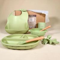Conjunto de Vajilla Orgánica de Silicona para Bebé Althea Living - 8 piezas: Plato Harvard y Bol con Ventosa, Vaso de Aprendizaje, Cubiertos con Mango de Bambú, Babero - details 5