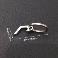 Llavero De Abrebotellas Miniatura Con 3 Estilos Creativos Y Portátil Para Camping Caza Y Sobrevivencia Herramienta De Cocina De Acero Inoxidable Y Aleación De Titanio - details 3