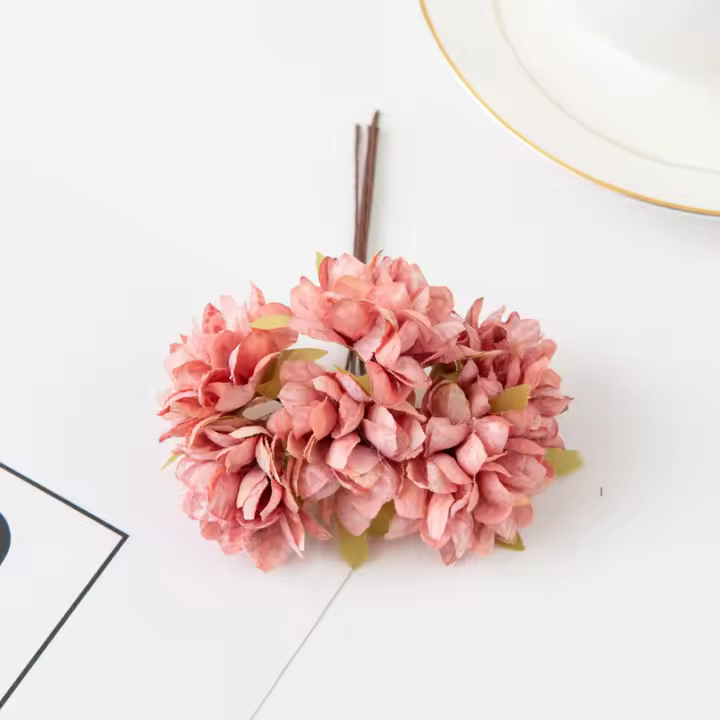 6/18Pcs Carnations Artificiales De Seda Protección UV Para Bodas Decoración Navideña DIY Para El Hogar Scrapbooking - 1