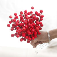 Decoración De Navidad Berries Artificiales Rojos Bouquet Flor Falsa Para Adornar Casa Árbol De Navidad Año Nuevo Accesorio De Ornaments - details 4