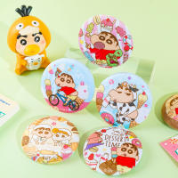 4pcs Auténticos Broches De Crayon Shin Chan Peluche Caja Sorpresa Dibujos Animados Lindo Colgante Para Ropa Y Mochilas Unisex - details 10
