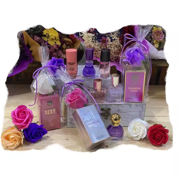 Lote de 6 Miniaturas de perfume con rosa de jabón perfumada - Regalos originales para invitadas de Boda, Comuniones, Bautizos, Aniversarios y Fiestas - 1
