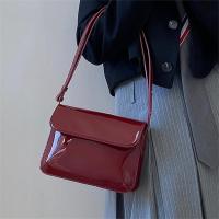 Bolso de mano retro de Charol para Mujer, Pequeño Bolso Cuadrada con solapa, bajo el brazo Cruzado Bolso, Bolso de Mano para Mujer, color Negro - details 0