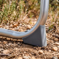 Aktive - Mesa baja plegable camping, color crema, 60x40x25 cm, patas y tablero plegables, máx. 20 kg, aluminio y madera MDF, antideslizante, antivuelco, plegado compacto, mesa portátil, resistente y duradera, cierre de seguridad, asa de hombro y de mano - details 4