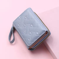 Cartera De Mujer Tri Fold Bolsa De Tarjetas PU Con Múltiples Bolsillos Estilo Coreano Minimalista Bordado De Amor Casual - details 6