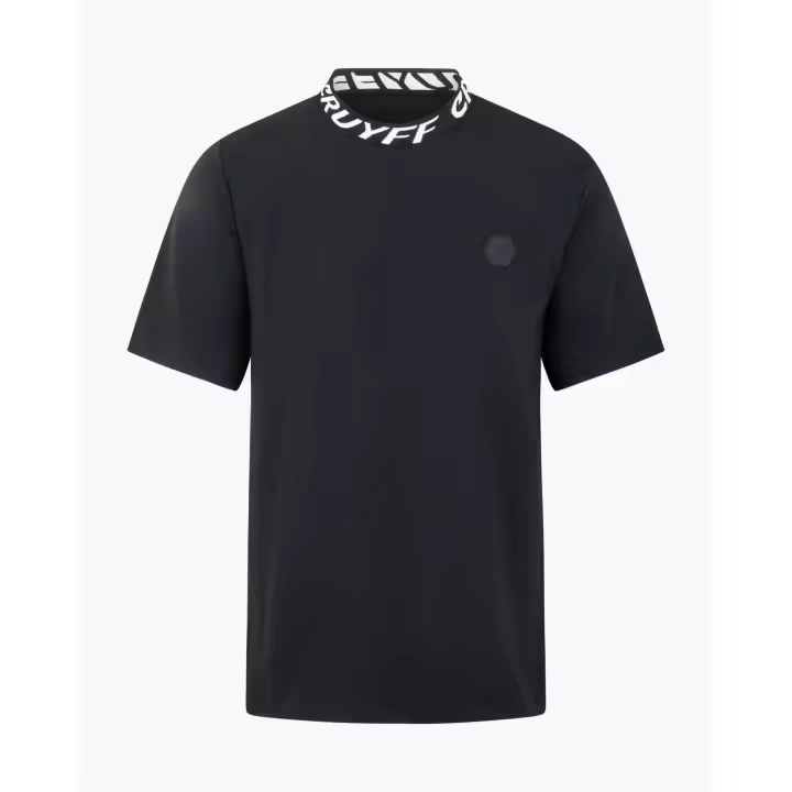 Camiseta  Cruyff  Modelo Costura CA242101-998 Black. - 1