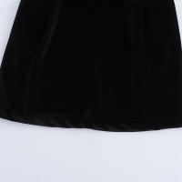 Vestido Negro Pequeño De Moda 2024 Para Mujer Con Cintura Francesa Y Detales De Perlas Vestido De Veludo Largo Manga Cerrada Casual - details 7