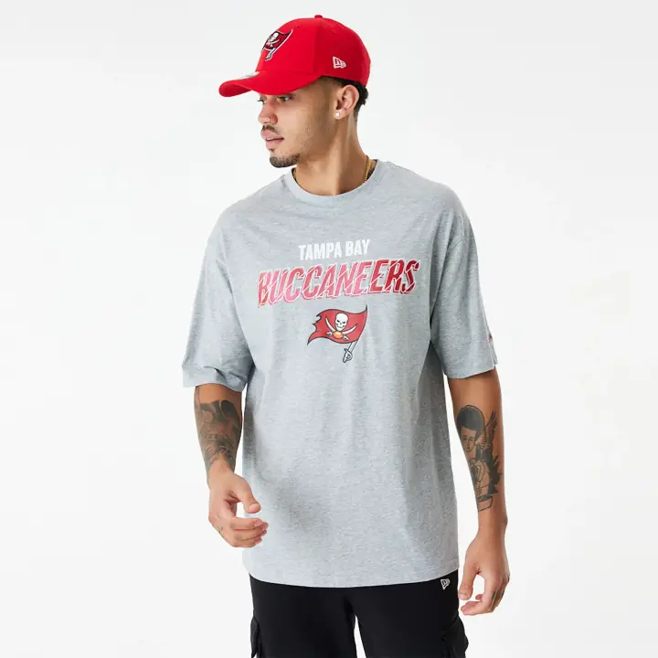 NO Camiseta New Era Tampa Bay Buccaneers NFL Oversized - 1