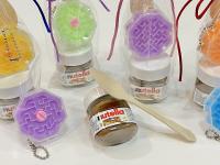 Lote de 10 llaveros laberinto y tarritos de Nutella con cuchara de madera en bolsa de regalo - regalos para niños, bodas, comuniones y cumpleaños - details 2