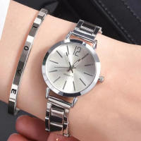 Reloj De Cuarzo Para Mujer Moda Sencilla Con Pulsera De Aleación Lujo Doble Pieza Reloj De Pulsera De Mujer Con Dial Sencillo - details 1