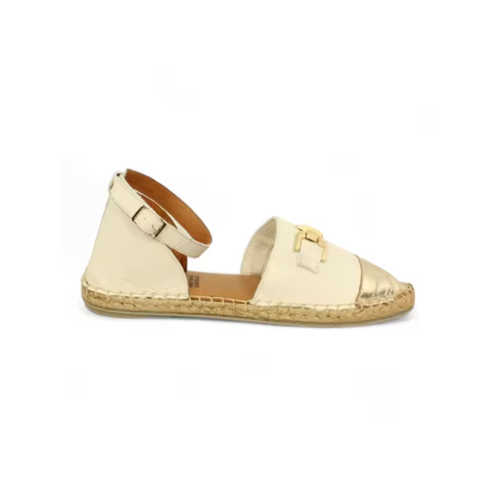 zapato yute con pulsera y adorno - 1