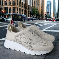 Sneakers Amarpies con cuña picado plantilla extraible - details 0