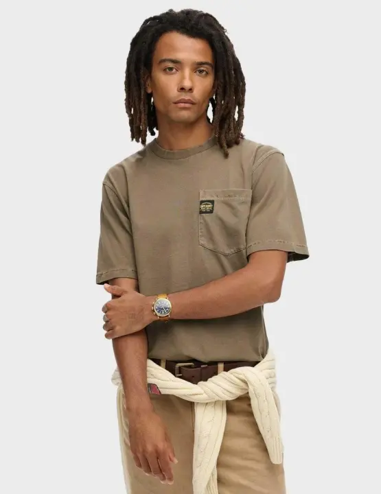 Superdry Contrast Stitch Pocket camiseta marrón para hombre - 1