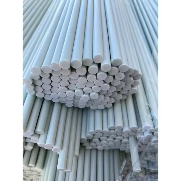 Tutor de arboles de fibra vidrio de 7mm - 150 cm de altura - Pack 100uds. Alta resistencia al agua y mayor durabilidad que cualquier otro tipo de caña o tutor. Ofrece firmeza y resistencia al choque y no requiere mantenimiento alguno - 1