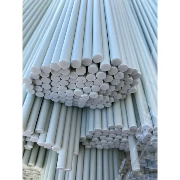 Tutor de arboles de fibra vidrio de 7mm - 150 cm de altura - Pack 100uds. Alta resistencia al agua y mayor durabilidad que cualquier otro tipo de caña o tutor. Ofrece firmeza y resistencia al choque y no requiere mantenimiento alguno - 1