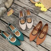 Zapatos De Mujer Veraniegos 2024 Slip-On Color Sólido Moda Confortable Planos Puntera Punzada Tejidos De Mueller Zapatos De Casual - details 1