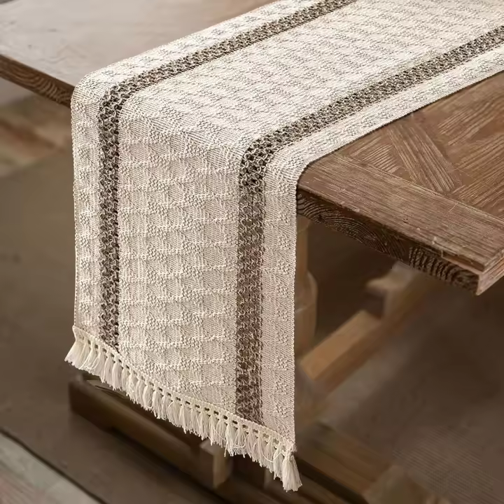 Camino de mesa de 180 x 30 cm, camino de mesa beige para mesa de comedor, camino de mesa de café con borlas, decoración de mesa bohemia para el hogar - 1