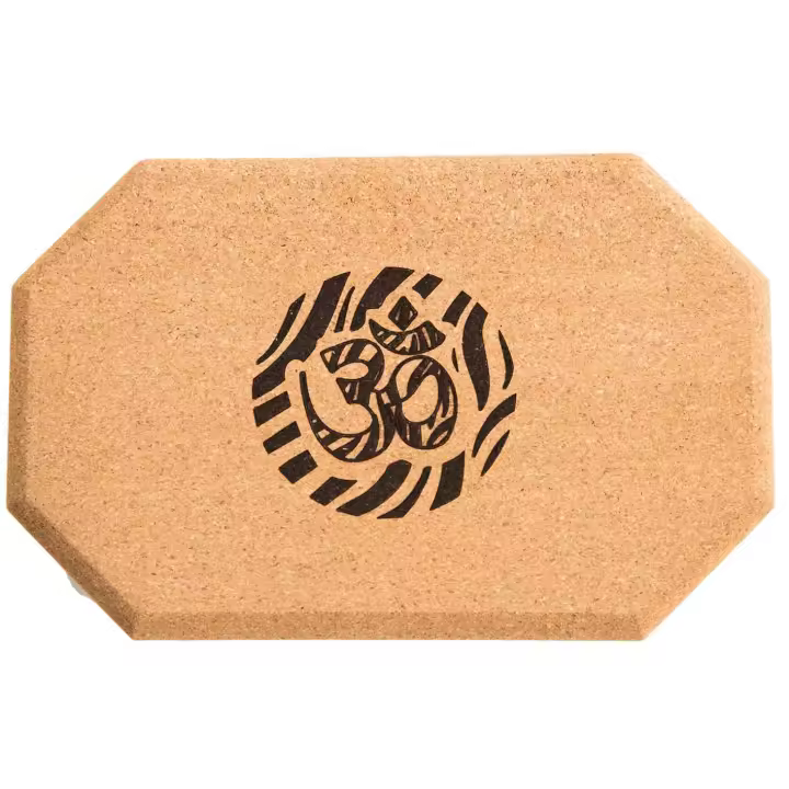 Bloque yoga pilates octogonal. Hecho de corcho. El Yoga Mola - 1