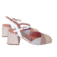 SARAH VERDEL_ ZAPATO DE TACON MEDIO EN PIEL NAPA MULTICOLOR CON AIRE RETRO. CON HEBILLA. - details 2