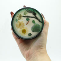 Viva Esencia – Vela  floral con cristal y gemas “El Mago” para despertar tu poder interior y canalizar energía creativa – Colección Hop Hare – Soy Wax Candle – Ancient Wisdom - details 8