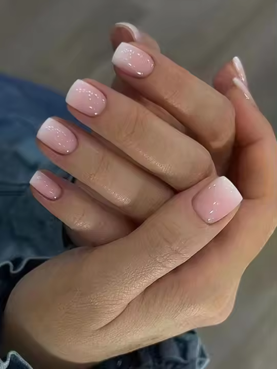 Uñas Postizas Francés Gradient Cortas 24 PCs Con 1 Jelly Y 1 Archivo De Uñas ABS Para Fiesta - 1