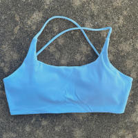 Sujetador De Fitness Para Mujer En Color Sólido Con Espalda Cruzada Y Holes Con Almohadillas De Pecho Top Deportivo De Gimnasio Push Con Cuatro Strapas - details 11