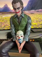 Figura De Acción DC Joker Heath Ledger Decoración Para Techo De Coche Estatua Colgante Modelo Coleccionable Regalo Para Adolescentes Y Adultos - details 9