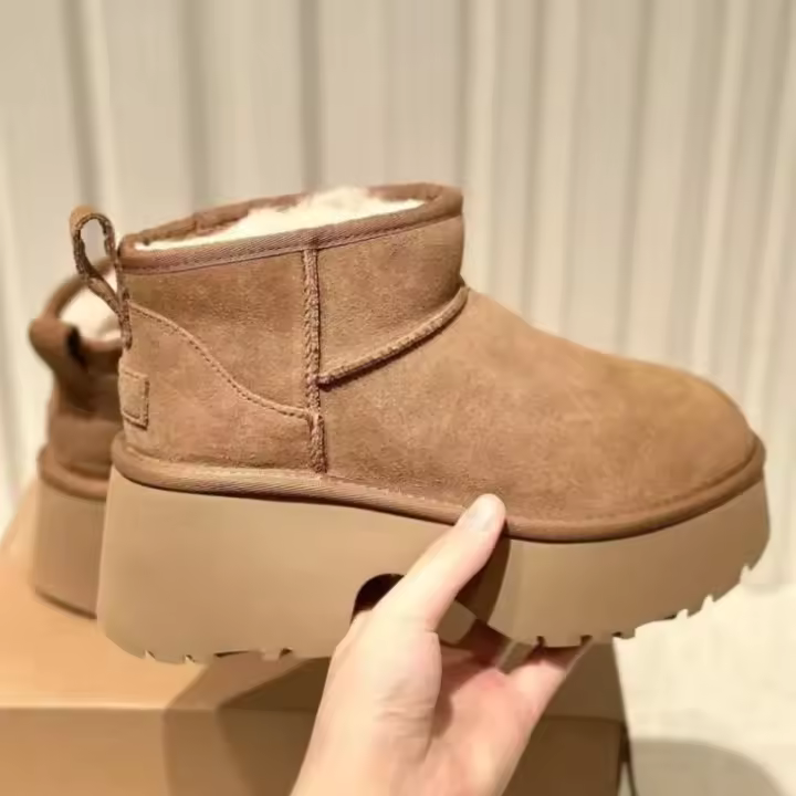 Botas De Invierno Para Mujer De Lujo Con Plataforma Y Tacón Alto Estilo Gótico Rock Zapatos Calientes Con Suela De Goma Y Forro De Peluche Moda De 2025 - 1