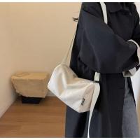 Bolso De Hombro Para Mujer De Terciopelo En Color Sólido Bolso Cruzado Casual De Cuero Synthético Con Asa Larga - details 3