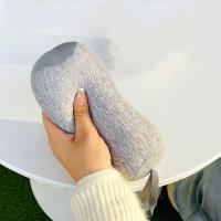Mini Almohada Para El Cuello En Forma De U Portátil Para Adultos Almohada De Soporte Para El Cuello Para Viajes Y Oficina Material De Poliéster Y Algodón - details 1
