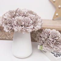 Peonía Artificial De Seda Con 5 Cabezas Para Decoración De Hogar Y Boda Flor Artificial De Alta Calidad Para Arreglo De Novia Y DIY - details 3