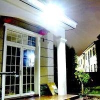 Lámpara Solar LED Exterior Con Sensor De Movimiento 15000mAh 100000LM Control Remoto Luz De Fosa Impermeable ABS Para Exterior - details 3