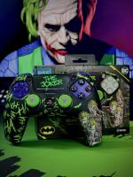 BLADE - PS5 DC Combo Pack Joker, Carcasa Rígida + Touchpad Sticker + Grips, Glow In The Dark - details 1