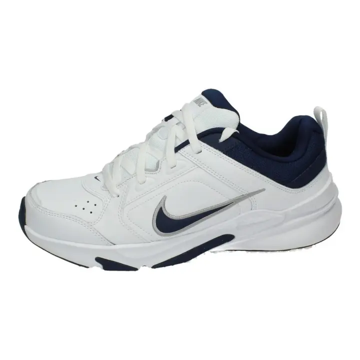 Deportivos marca NIKE para hombre en color blanco-azul. DEPORTIVA DEFYALLDAY - 1