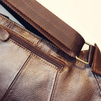 Bandolera de piel de vaca auténtica para hombre, bolso de hombro cruzado informal de un solo pecho y espalda, para viaje, nuevo - details 9