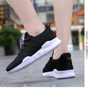 Zapatillas De Lujo Para Hombre Y Mujer Transpirables De Moda Corredoras Entrenadoras De Carreras Casual Zapatos De Tejido De Aire Para Adultos - details 8