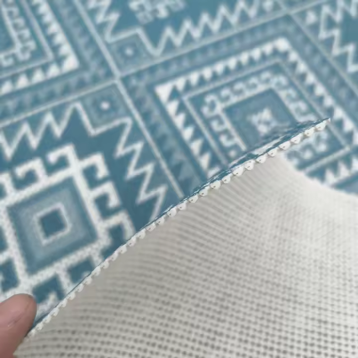 LILI HOME 🏡 Alfombra Antideslizante Perforada – Interior & Exterior 🌿🏠 Dimensiones: 90 x 150 cm, tamaño ideal para diversos espacios. 🧵 Material: 100% poliéster con cobertura de vinilo, combinando resistencia y flexibilidad. - 1