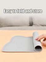 Mantel Para Mascotas 1PC Impermeable Y Antideslizante Para Perros Y Gatos Evita Derrames De Alimentos Y Agua Fácil De Limpia - details 1