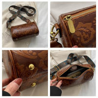 Bolso De Hombro Cruzado Estilizado Chino Para Mujeres Bolso Cilíndrico Con Relieve De Flor Cierre De Cremallera Material PU Y Lona Interior - details 24