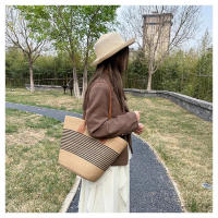 Bolso de paja premium para mujer - Tote de verano estilo boho, diseño exclusivo para playa y looks urbanos（42*28*13cm） - details 20