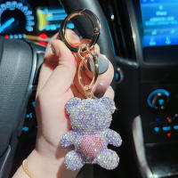 Llavero De Muñeco De Oso De Amor Con Diamantes Cerámica Y Metal Grande En Forma Circular Regalo Pequeño Para Niñas - details 7
