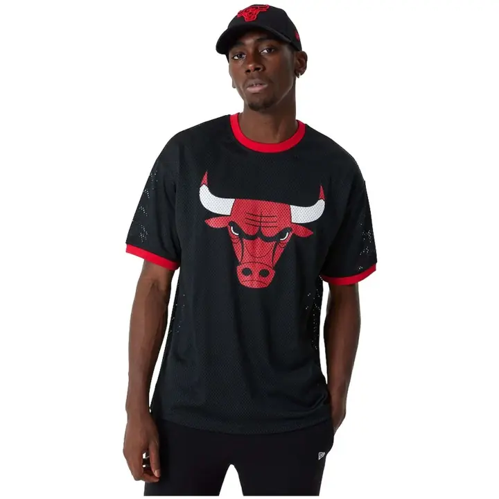Camiseta de Manga Corta New Era Chicago Bulls para hombre en color negro - 1