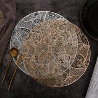 1Pc Almohadilla De Mesa Duradera Con Nubes Huecas Resistente Al Aceite Antideslizante Coaster De Aislamiento Para Cocina Y Hogar Decoración De Taza De Café Forma Redonda Material PVC Estilo Moderno - details 0