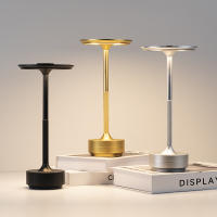 Lámpara De Mesa Recargable De Gran Capacidad En Aleación Para Dormitorio Lámpara Sin Cable De Toque Para Camping Candelabro Creativo Con Carga USB-C - details 0