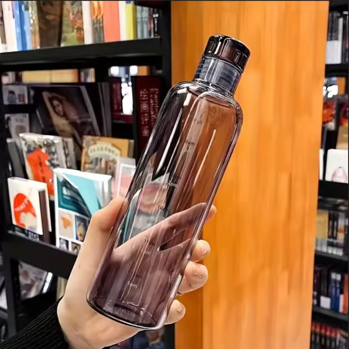 Botella De Agua Elegante Y Antigruesa De 700ml Con Escala De Tiempo Para Mantenerse Hidratado Ideal Para Fitness Y Aventuras Al Aire Libre Portátil Y Ligera - 1