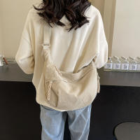 Bolso De La Mujer Estiloso De Forma Dumpling Con Múltiples Bolsillos Y Correa Ajustable Gran Capacidad Bolso De Hombro De Moda Para Viajes Al Aire Libre - details 5