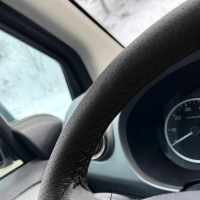 Banner - Funda para volante con Agujas e hilo negro